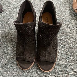 Lucky brand heels